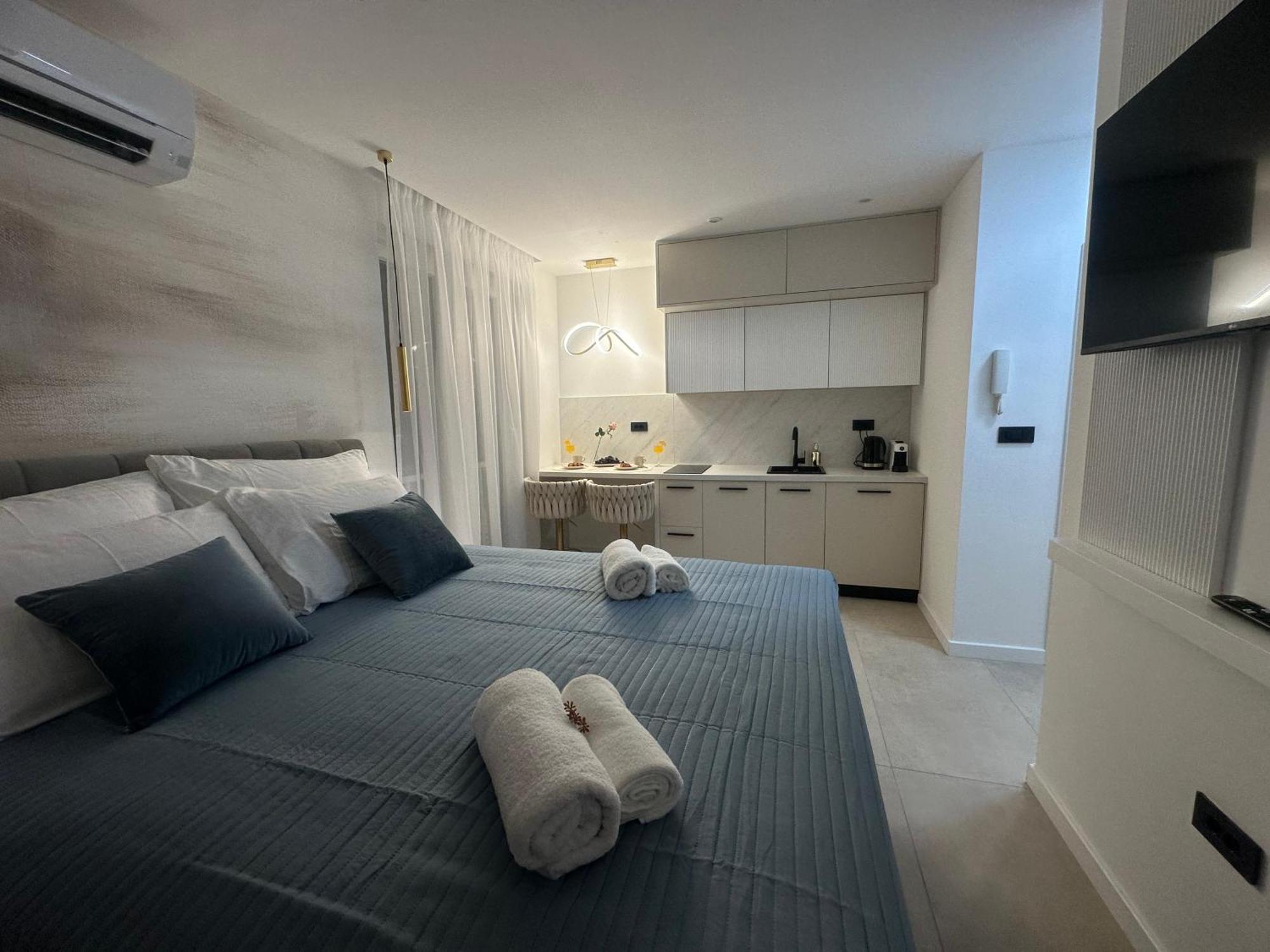 Amaro Luxury Room & Studio Apartman With Balcony Zadar Exterior photo